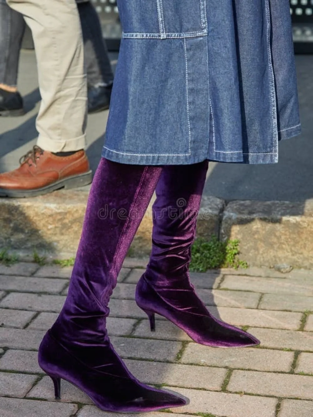 Zara Velvet Over The Knee Boots Size 7 US Purple Plum Pointed Toe Kitten Heel
